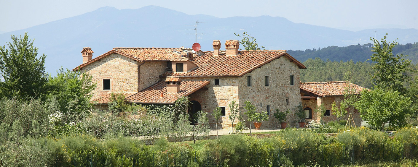 Elegant villa with a fabulous pool only a short drive from Florence