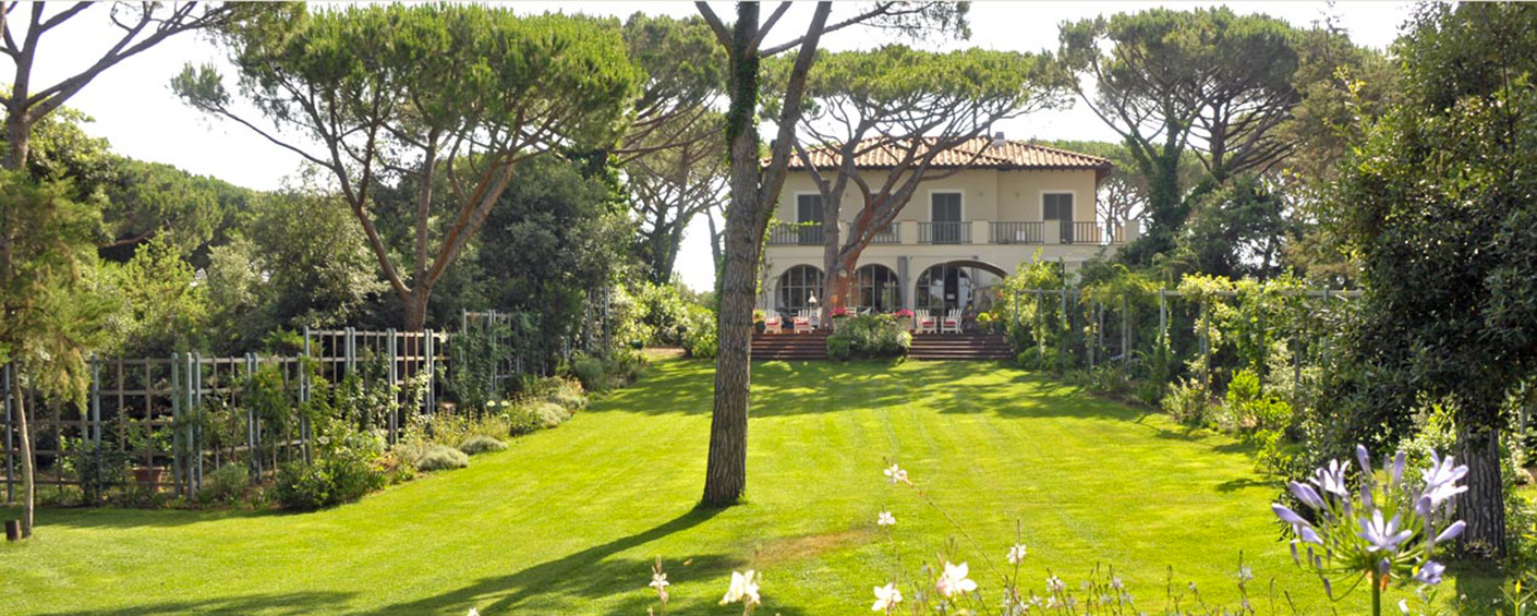 Elegant family mansion on the famous Bolgheri coastline with private beach access