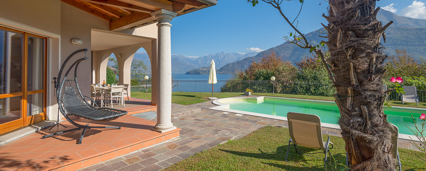 Villa with pool, sauna and lake views