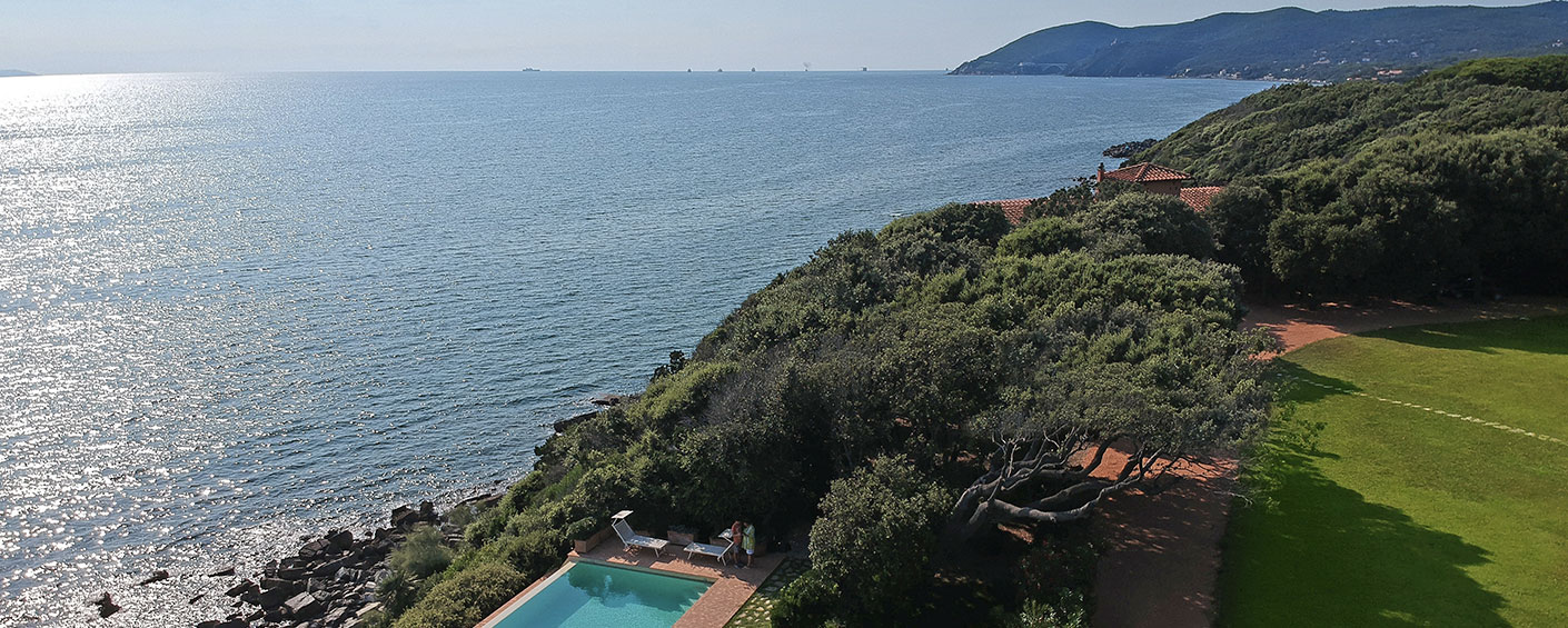 La Livornese lies on the Tuscan coast just a few steps from the sea