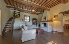 Castelrotto cottage living 2.jpg