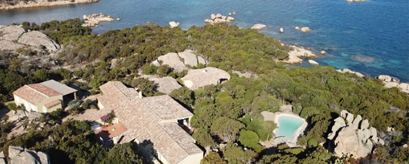 Exceptional beachfront villa with pool on Sardinia's most beautiful coast